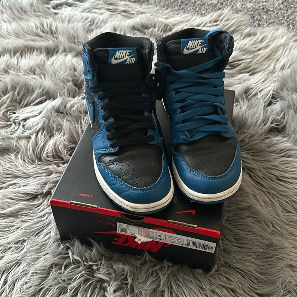 Boy Retro Jordan 1s